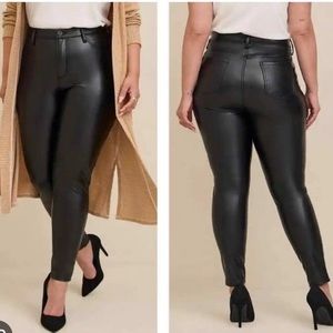 26R Perfect skinny high-rise pleather faux leather pants NWT